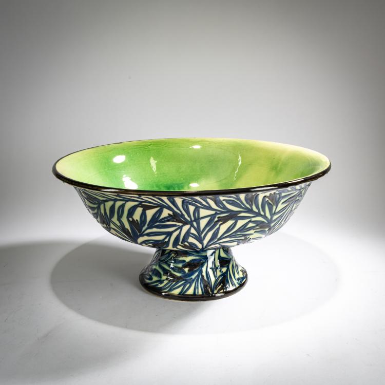 Bild 1 zu Objekt, 'Schale auf Fu&szlig; (Zweige)', 1921-23, Max Laeuger, Karlsruhe, Majolikamanufaktur, 178A 366