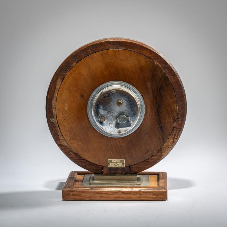 Bild 2 zu Objekt, Bernstein-Kaminuhr, 1930er Jahre, Norddeutsche Bernstein-Industrie, K&ouml;nigsberg / Kaliningrad, 178A 414