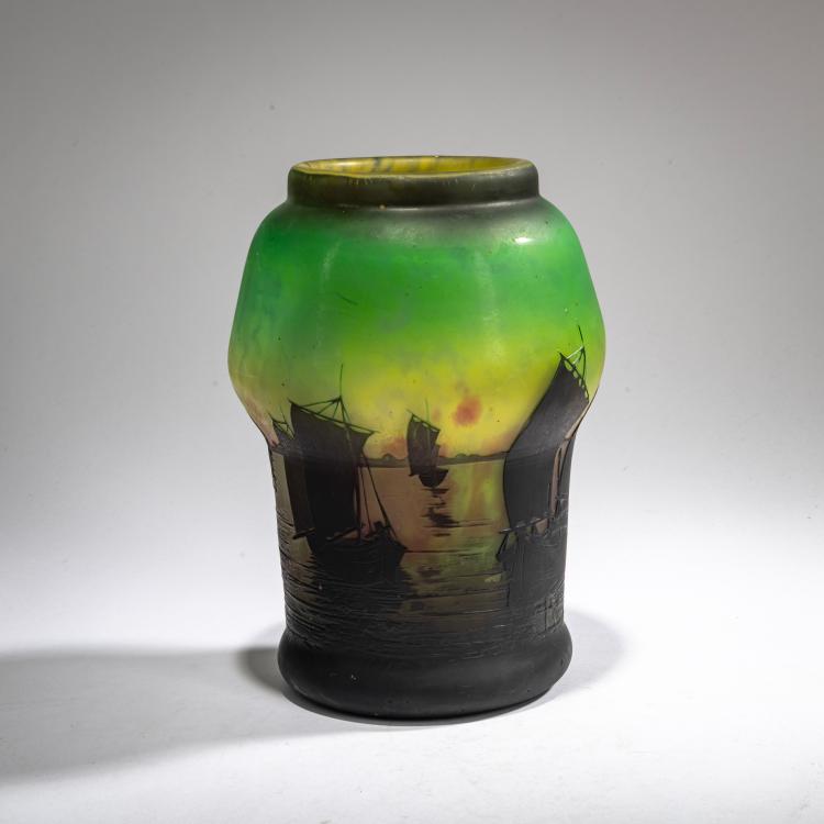 Hauptbild zu Objekt, Vase 'Voiliers, soleil couchant', um 1910, Daum Fr&egrave;res, Nancy, 178A 30