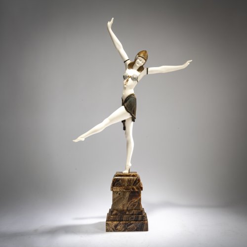 Tall chryselephantine figurine 'Palmyra Dancer', c. 1928