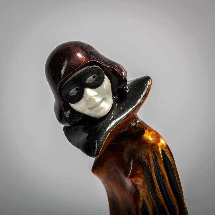 Bild 1 zu Objekt, Chryselephantinfigur 'Maskierte T&auml;nzerin', um 1928, Roland Paris, 178A 242