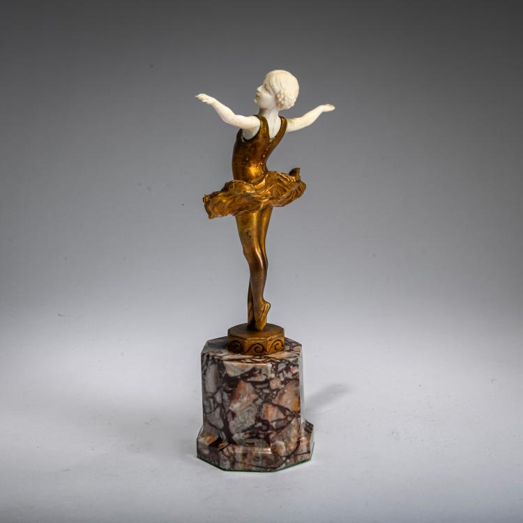 Bild 2 zu Objekt, Chryselephantinfigur 'Ballerina', um 1920, Ferdinand Preiss, Preiss & Kassler, Berlin, 178A 256