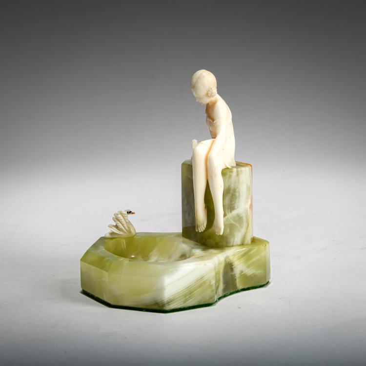 Bild 2 zu Objekt, Kleine Schale mit Elfenbeinfigur 'Der Brunnen', vor 1914, Ferdinand Preiss, 178A 246