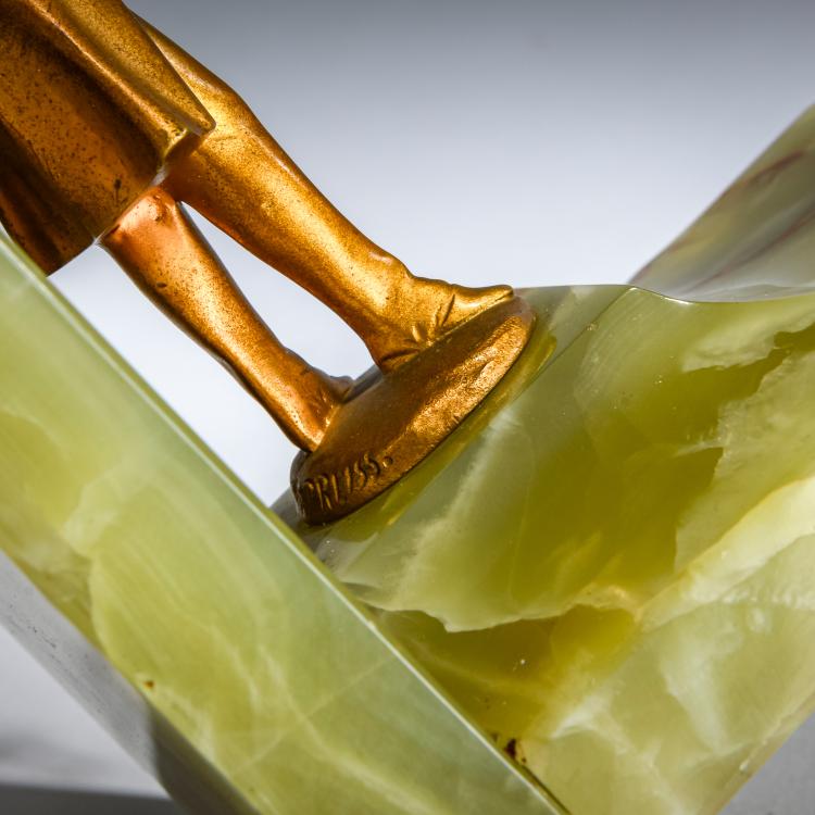 Bild 3 zu Objekt, Buchst&uuml;tze mit Chryselephantinfigur 'Biedermeierherr', um 1922, Ferdinand Preiss, 178A 262