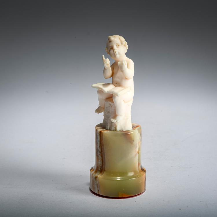 Bild 2 zu Objekt, Elfenbeinfigur 'Deklamierender Putto', vor 1914, Ferdinand Preiss, 178A 252