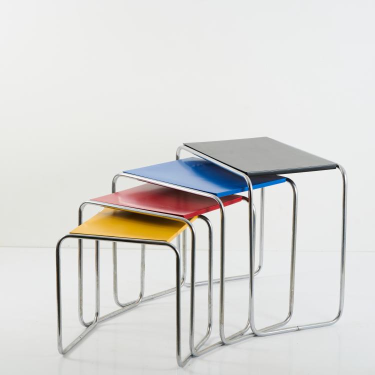 Hauptbild zu Objekt, Four 'B9' nesting tables, 1925/26, Marcel Breuer, Thonet, Paris, 177A 31