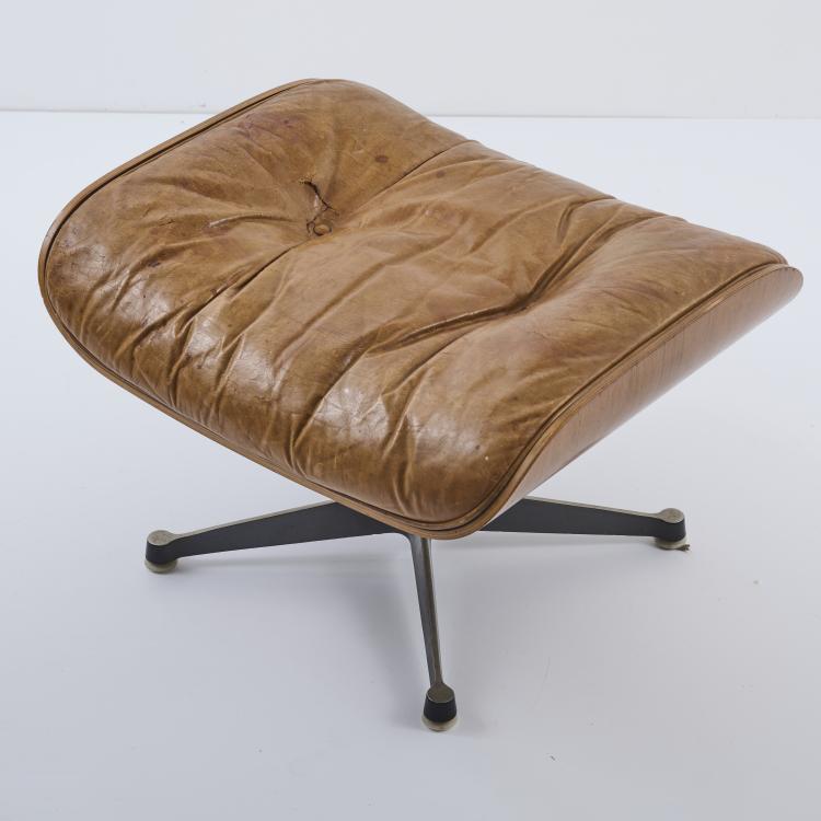 Bild 2 zu Objekt, Ottoman '671', 1956, Charles & Ray Eames, Vitra, Birsfelden f&uuml;r/for Miller, Herman, Zeeland, 177A 188