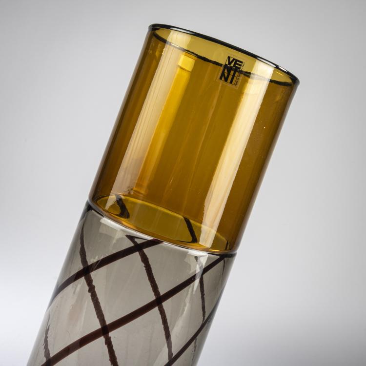 Bild 2 zu Objekt, Vase 'Uppsala', c. 1972-74, Birgitta Karlsson,Owe Thorssen, Venini & C., Murano, 177B 572