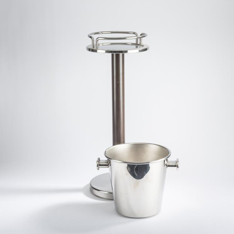 Bild 4 zu Objekt, Collection of kitchen utensils, 1990s, Michael Graves,Ettore Sottsass, Alessi, Crusinallo, 178B 571