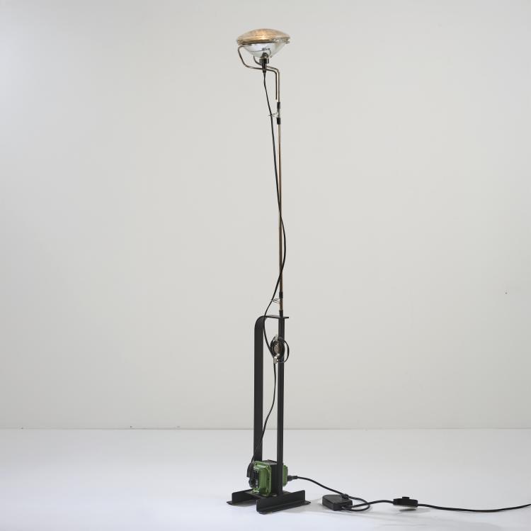Hauptbild zu Objekt, Stehleuchte 'Toio', 1962 (Entwurf), Achille Castiglioni,Pier Giacomo Castiglioni, Flos, Brescia, 177A 293