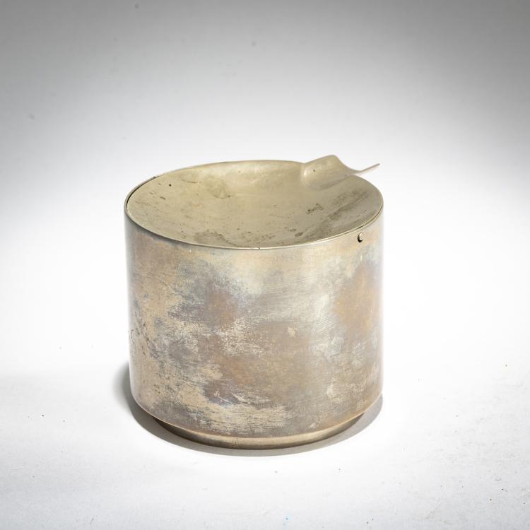 Bild 3 zu Objekt, Bauhaus ashtray 'MT 35', c. 1924, Marianne Brandt, Bauhaus Dessau, Dessau, 177A 11