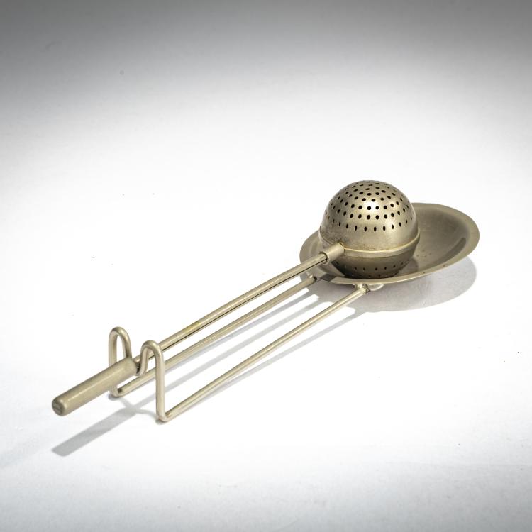 Hauptbild zu Objekt, Tea egg with holder, c. 1924, Josef Knau, Bauhaus, Dessau (wohl/prob.), 177A 10