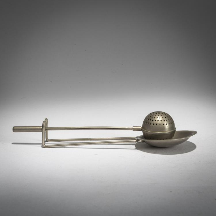 Bild 1 zu Objekt, Tea egg with holder, c. 1924, Josef Knau, Bauhaus, Dessau (wohl/prob.), 177A 10