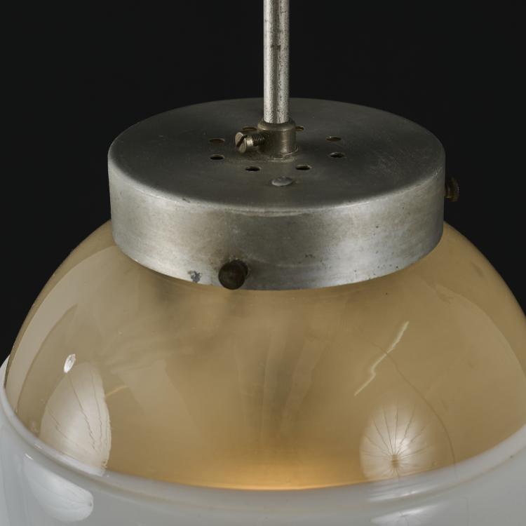 Bild 3 zu Objekt, Ceiling light from the Bauhaus Dessau, 1926, Marianne Brandt, Bauhaus, Dessau (wohl/prob.), 177A 16