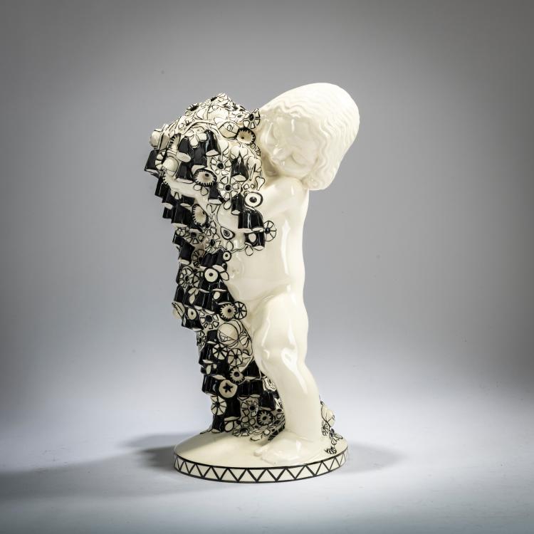 Hauptbild zu Objekt, Steingutfigur 'Putto mit Blumen (Fr&uuml;hling), um 1907, Michael Powolny, Vereinigte Wiener und Gmundner Keramik, 178A 387