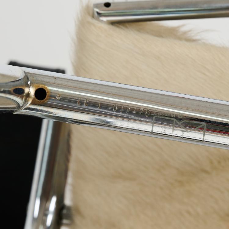 Bild 2 zu Objekt, Zwei Armlehnsessel 'LC 1', 1928 (Entwurf), Pierre Jeanneret,Charlotte Perriand,Le Corbusier Charles-&Eacute;douard Jeanneret-Gris, Cassina, Mailand / Milan, 178B 518