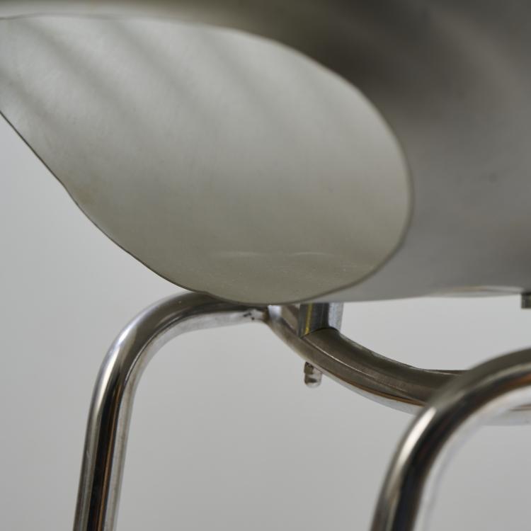 Bild 4 zu Objekt, Vier St&uuml;hle 'Tom Vac', 1997 (Entwurf), Ron Arad,Tom Vack, Arad Ron Associates, London, 178B 922