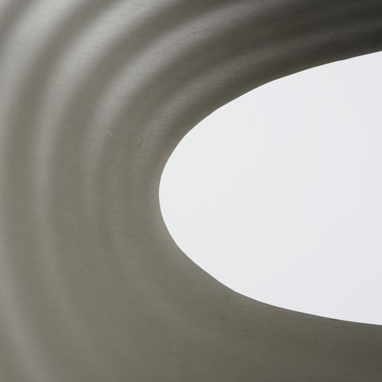 Bild 8 zu Objekt, Zwei St&uuml;hle 'Tom Vac', 1997 (Entwurf), Ron Arad,Tom Vack, Arad Ron Associates, London, 178B 923