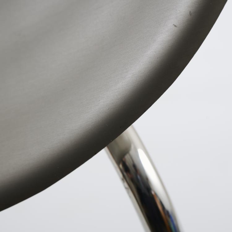 Bild 9 zu Objekt, Zwei St&uuml;hle 'Tom Vac', 1997 (Entwurf), Ron Arad,Tom Vack, Arad Ron Associates, London, 178B 923