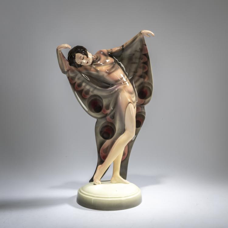 Hauptbild zu Objekt, 'T&auml;nzerin im Schmetterlingskost&uuml;m (sich drehend)', 1929, Josef Lorenzl, Goldscheider, Friedrich, Wien / Vienna, 178A 386