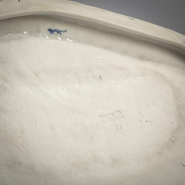 Bild 2 zu Objekt, 'Liegender Bauer', 1908, Ernst Barlach, Schwarzburger Werkst&auml;tten f&uuml;r Porzellankunst, Unterweissbach, 178A 304