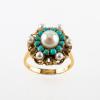 Playful cocktail ring with turquoise and pearls
