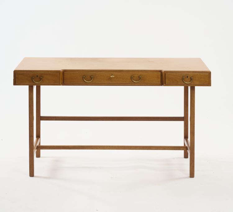 Bild 1 zu Objekt, Schreibtisch '1022', 1940 (Entwurf), Josef Frank, AB Eriksson & S&ouml;ner M&ouml;belsnickeri / Svenskt Tenn, 178B 531