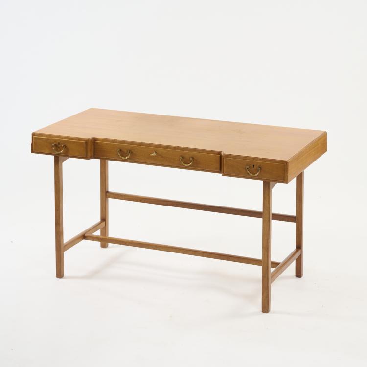 Bild 2 zu Objekt, Schreibtisch '1022', 1940 (Entwurf), Josef Frank, AB Eriksson & S&ouml;ner M&ouml;belsnickeri / Svenskt Tenn, 178B 531