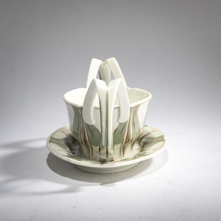 Bild 2 zu Objekt, Sauciere 'Krokus', 1896, Konrad Hentschel, Meissen, KPM, 178A 325