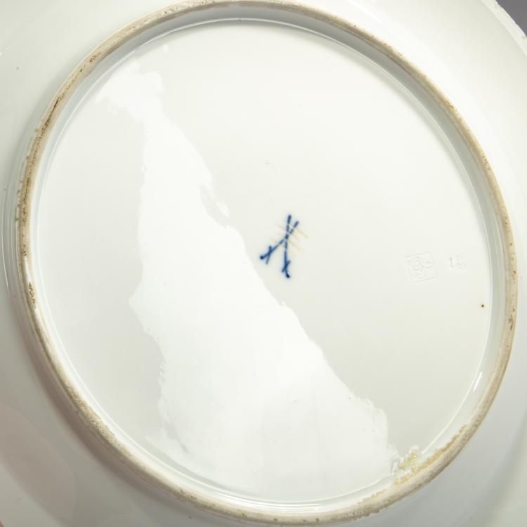 Bild 2 zu Objekt, Speiseteller 'Peitschenhieb', 1903/04, Henry van de Velde, Meissen, KPM, 178A 330