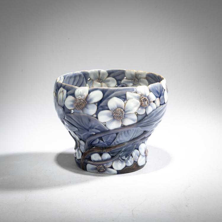 Hauptbild zu Objekt, Unique Cup, 1922, Effie Hegermann-Lindencrone, Bing & Gr&oslash;ndahl, Kopenhagen / Copenhagen, 178A 317