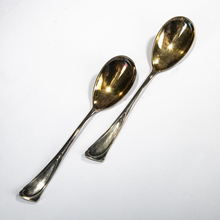 Hauptbild zu Objekt, Zwei Vorlegel&ouml;ffel '27100', 1902-05, Koch & Bergfeld, Bremen, 178A 465