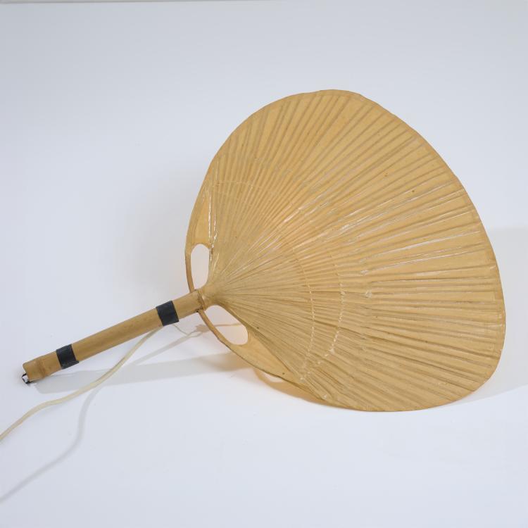 Hauptbild zu Objekt, 'Uchiwa III' wall light, 1973 (design), Ingo Maurer, Design M, Maurer, Ingo, M&uuml;nchen / Munich, 178B 832