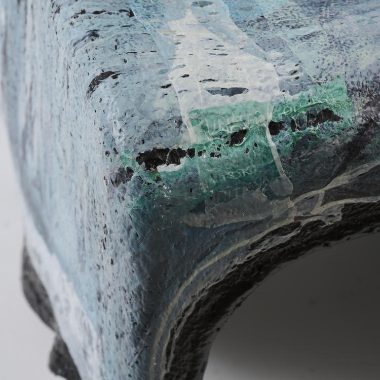 Bild 6 zu Objekt, Chair 'Benetton - Oliviero Toscani, c. 1993, Beata B&auml;r,Hartmut Knell,Gerhard B&auml;r, B&auml;r & Knell, Bad Wimpfen, 178B 904