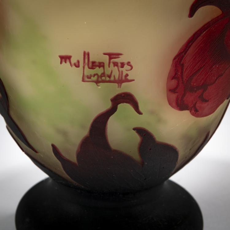 Bild 2 zu Objekt, Fu&szlig;vase 'Pivoines', um 1925, Muller Fr&egrave;res, Lun&eacute;ville, 178A 149