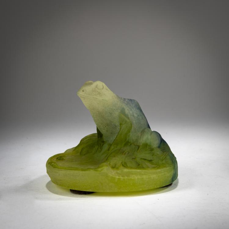 Hauptbild zu Objekt, Paperweight 'Grenouille', c. 1909, Amalric Walter, Daum Fr&egrave;res, Nancy, 178A 25