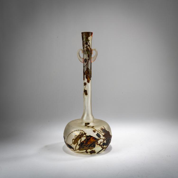 Hauptbild zu Objekt, Henkelvase 'Feuilles de Ch&ecirc;ne avec Capricorne du Ch&ecirc;ne', um 1910, Muller Fr&egrave;res, Lun&eacute;ville, 178A 147