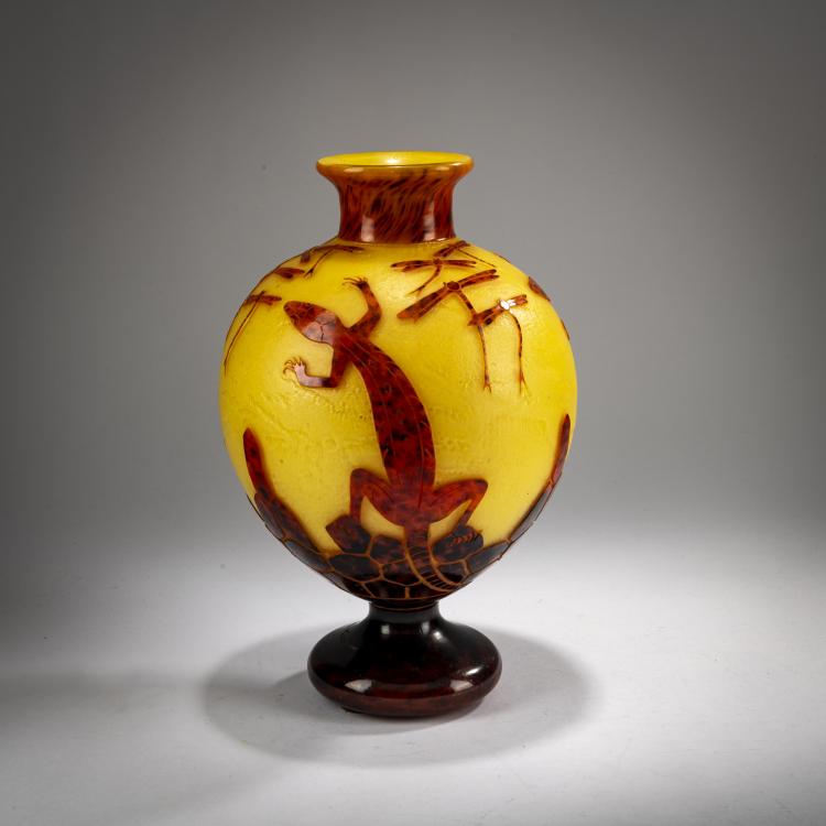 Hauptbild zu Objekt, Footed vase 'L&eacute;zards', 1922-25, Charles Schneider, Schneider, Epinay-sur-Seine, 178A 165