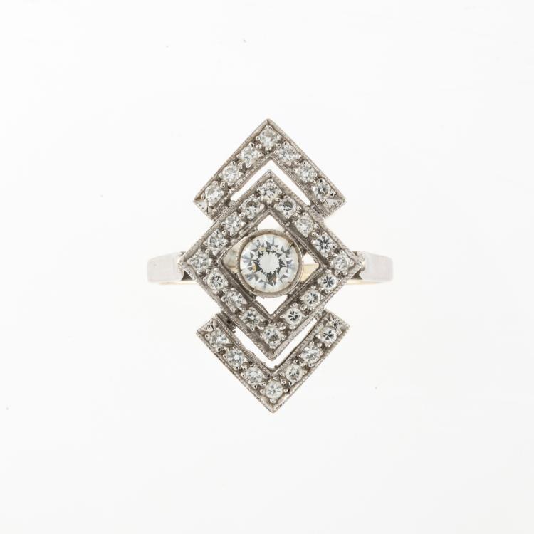 Hauptbild zu Objekt, Geometrischer Art D&eacute;co Ring mit Diamanten, 178C 1028