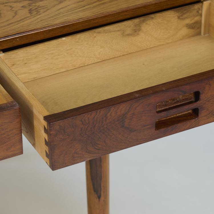 Bild 4 zu Objekt, Schreibtisch '93 - 4', 1952, Nanna Ditzel, S&oslash;ren Willadsen Furniture, Vejen, D&auml;nemark, 178B 674