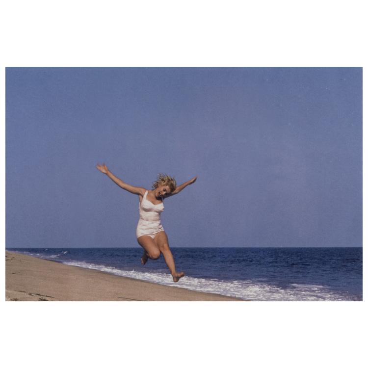 Hauptbild zu Objekt, 'Marilyn Monroe on Amagansett Beach, New York', 1957 from 'The Joy of Marilyn', printed 2005, Sam Shaw, 179C 669