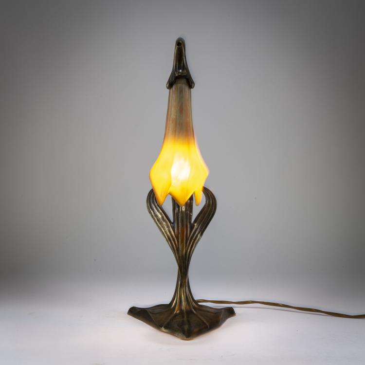 Bild 1 zu Objekt, Seltene Tischleuchte mit Bl&uuml;tenschirm, um 1910, Daum Fr&egrave;res, Nancy, 178A 33