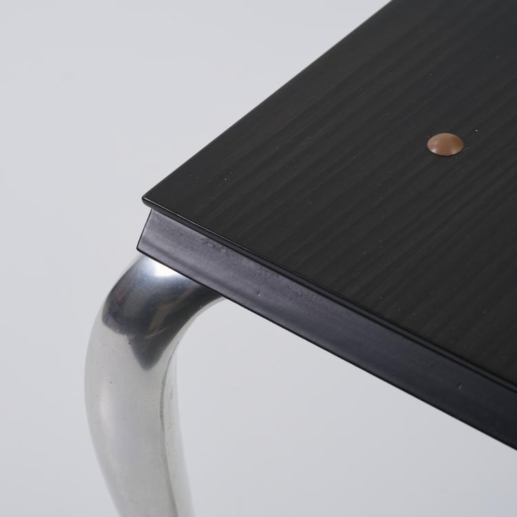 Bild 6 zu Objekt, 'Lola Mundo' folding chair / stool, 1988, Philippe Starck, Driade, Corsico, 179A 170