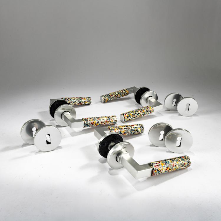 Hauptbild zu Objekt, Drei T&uuml;rdr&uuml;ckergarnituren 'Hommage an Gropius', 1986, Alessandro Mendini, FSB, Brakel, 178B 860