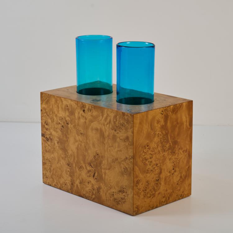 Hauptbild zu Objekt, Vase 'E' from the series 'Ventisette legni per un fiore artificiale cinese', 1995, Ettore Sottsass, Design Gallery, Mailand / Milano; Berengo, Murano, 178B 917