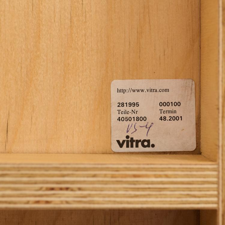 Bild 8 zu Objekt, Two chairs 'Ply Chair', 1988 (design), Jasper Morrison, Vitra, Birsfelden, 178B 876