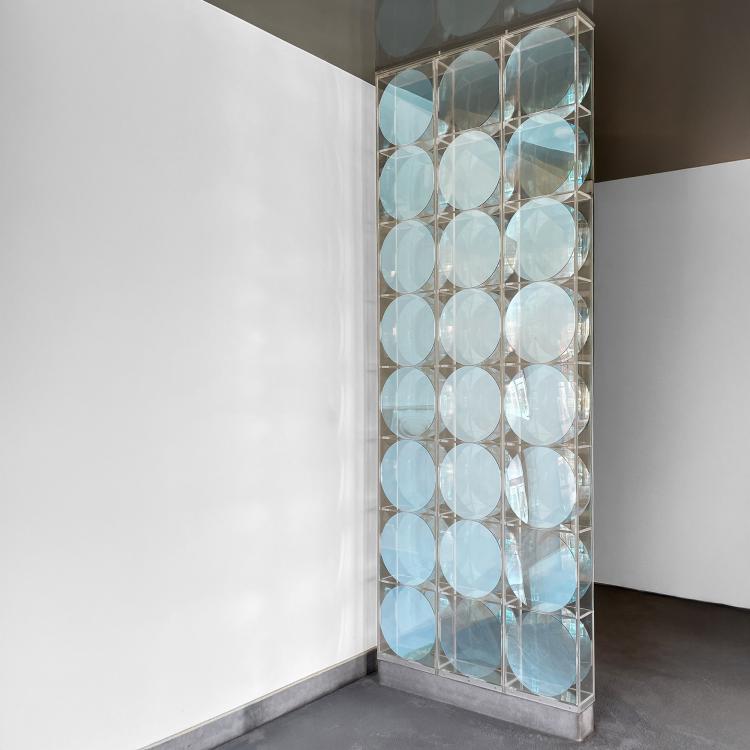 Hauptbild zu Objekt, Integration 'Sph&auml;rische Hohlspiegelwand' (Spherical concave mirror wall), early 1970s, Adolf Luther, 179C 692
