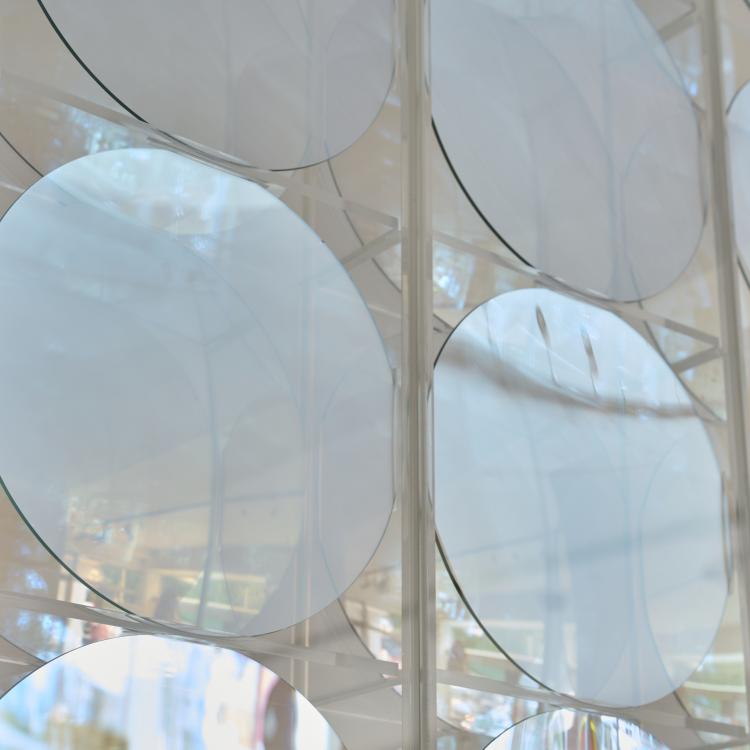 Bild 3 zu Objekt, Integration 'Sph&auml;rische Hohlspiegelwand' (Spherical concave mirror wall), early 1970s, Adolf Luther, 179C 692