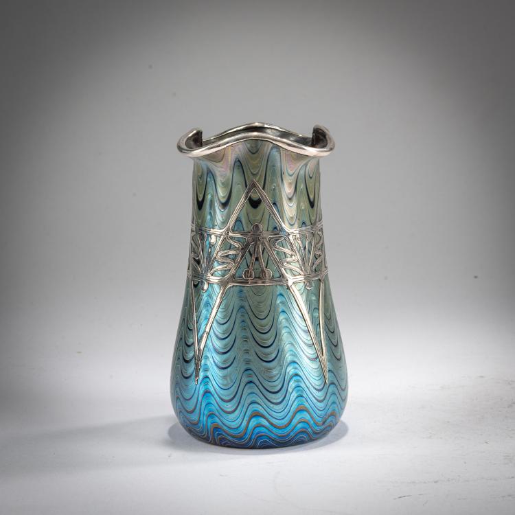 Bild 1 zu Objekt, 'Ph&auml;nomen'-Vase mit Silver-Overlay, um 1900, L&ouml;tz Wwe., Klosterm&uuml;hle / Klastersky Mlyn, 178A 197
