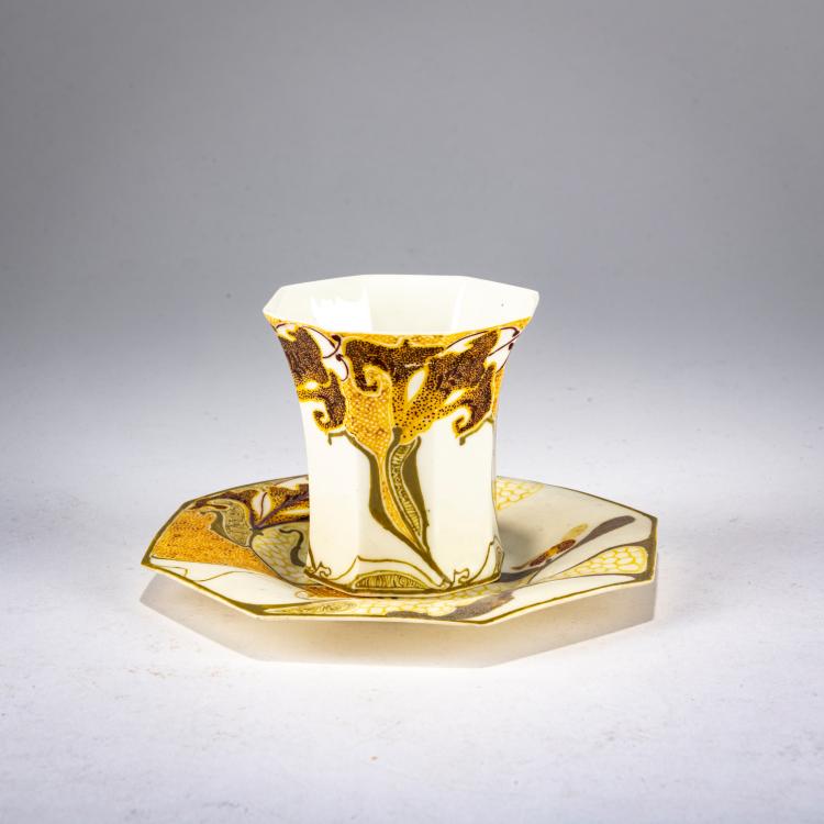 Hauptbild zu Objekt, Cup and saucer, 1902, Roelof Sterken, Rozenburg, Den Haag, 178A 346